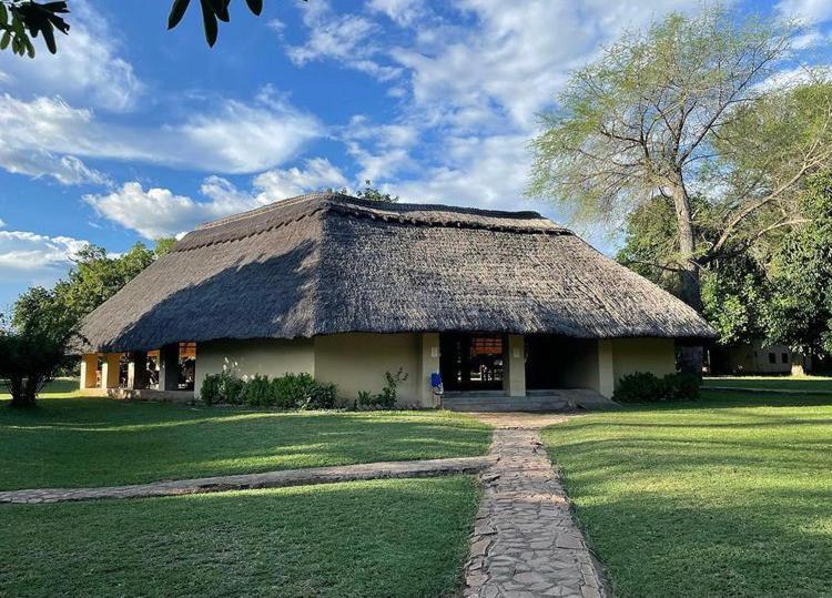 Marula Lodge Mfuwe Kültér fotó